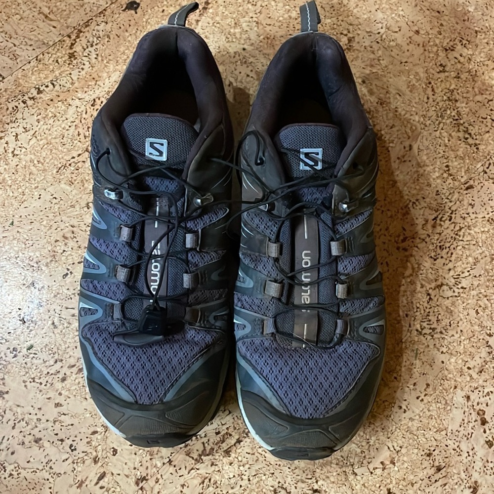 Salomon women’s Ultra X trail runners